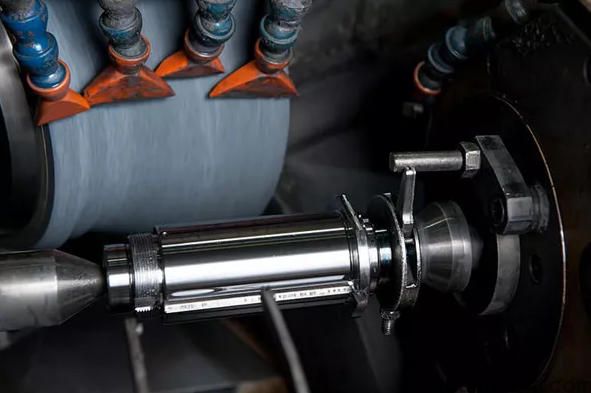 AOOM precision ground metal parts
